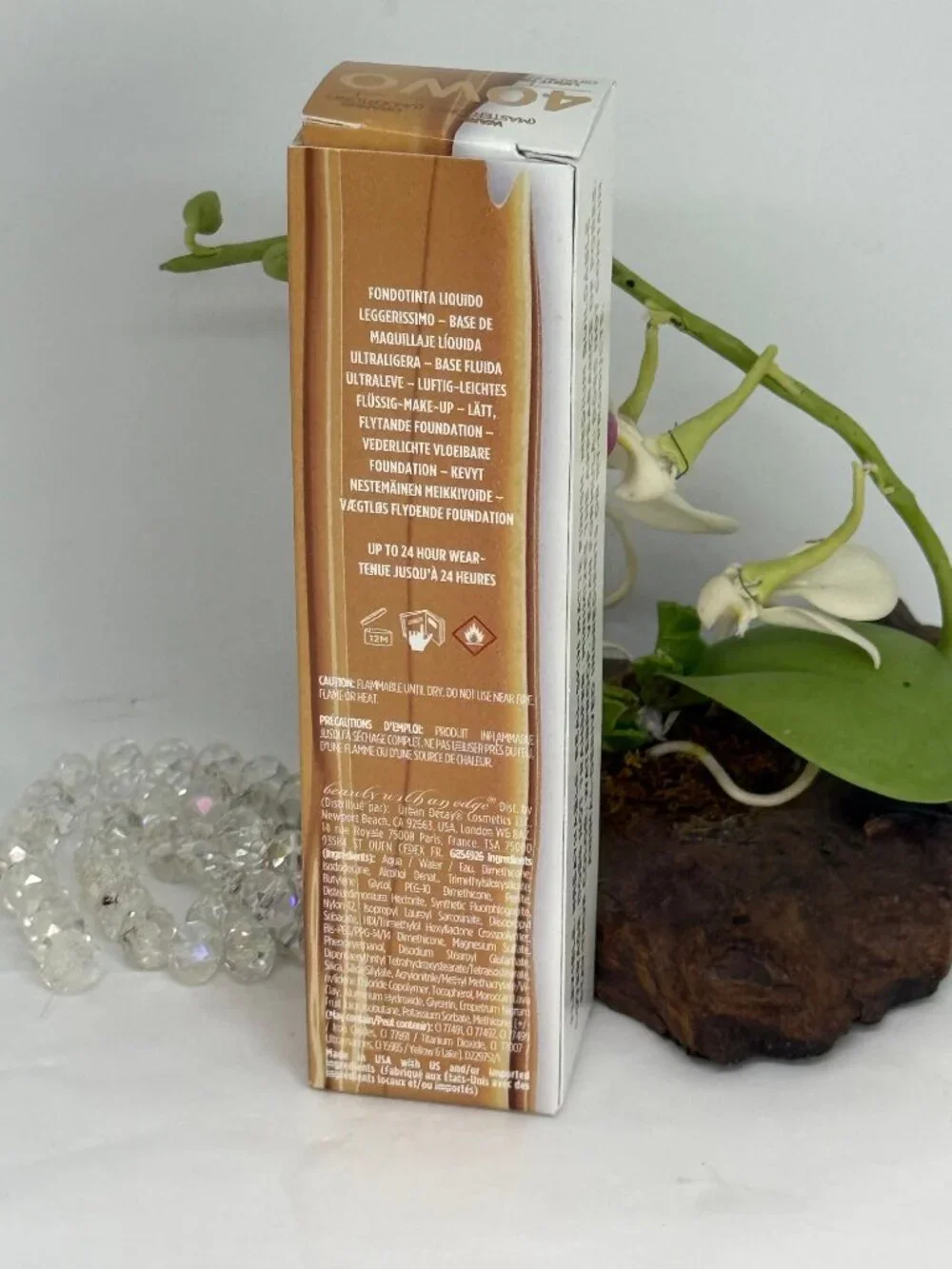 Urban Decay Stay Naked Weightless Liquid Foundation - 40WO - 1 fl oz -New in Box